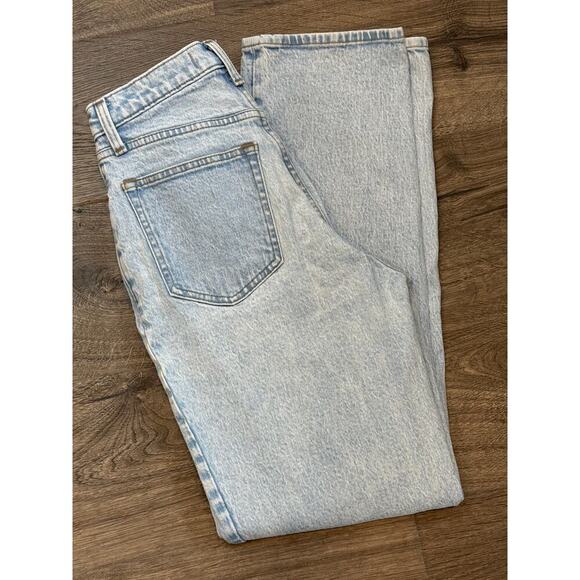 Abercrombie & Fitch Curve Love Ultra High Rise 90s Straight Jean - Picture 5 of 5